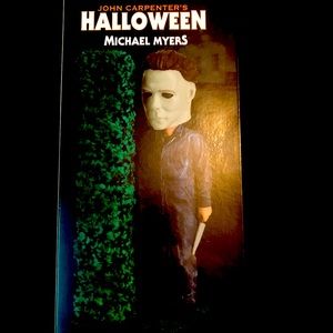 Spirit Halloween exclusive limited edition Michael Myers Royal bobbles